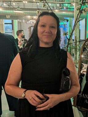 Meet your Posher, Angie